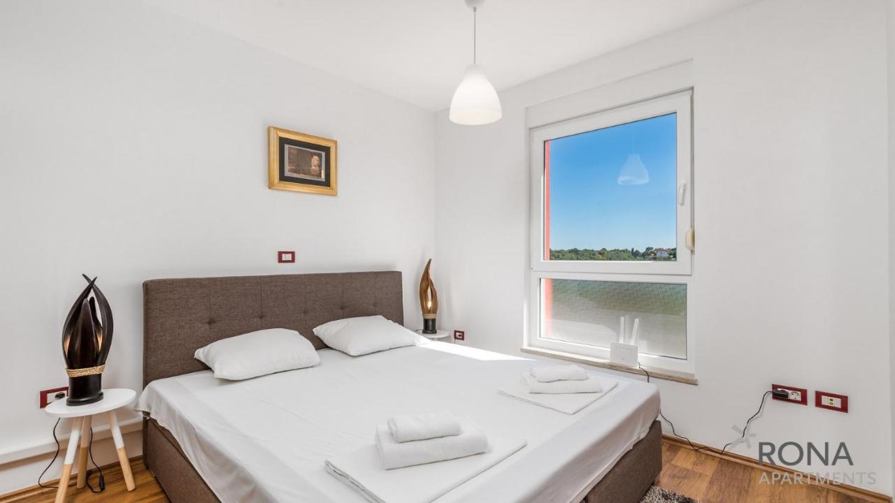 Rona Apartment Denis Umag Bagian luar foto