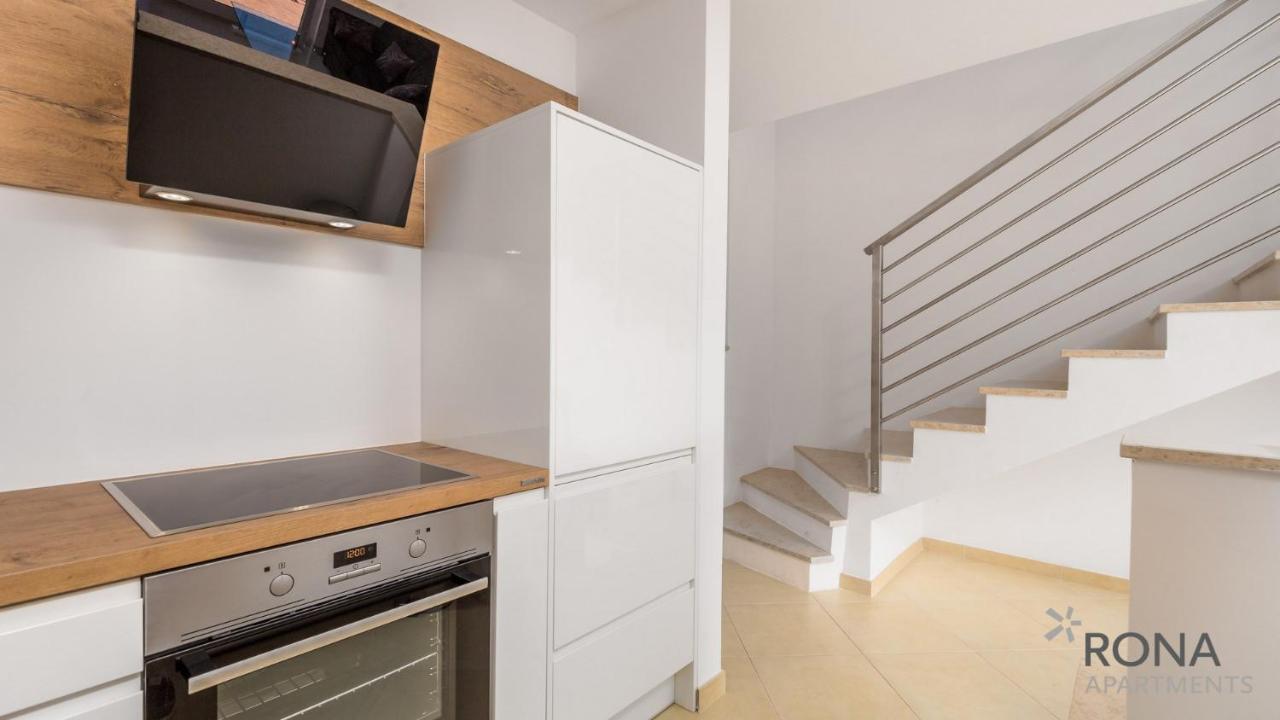 Rona Apartment Denis Umag Bagian luar foto