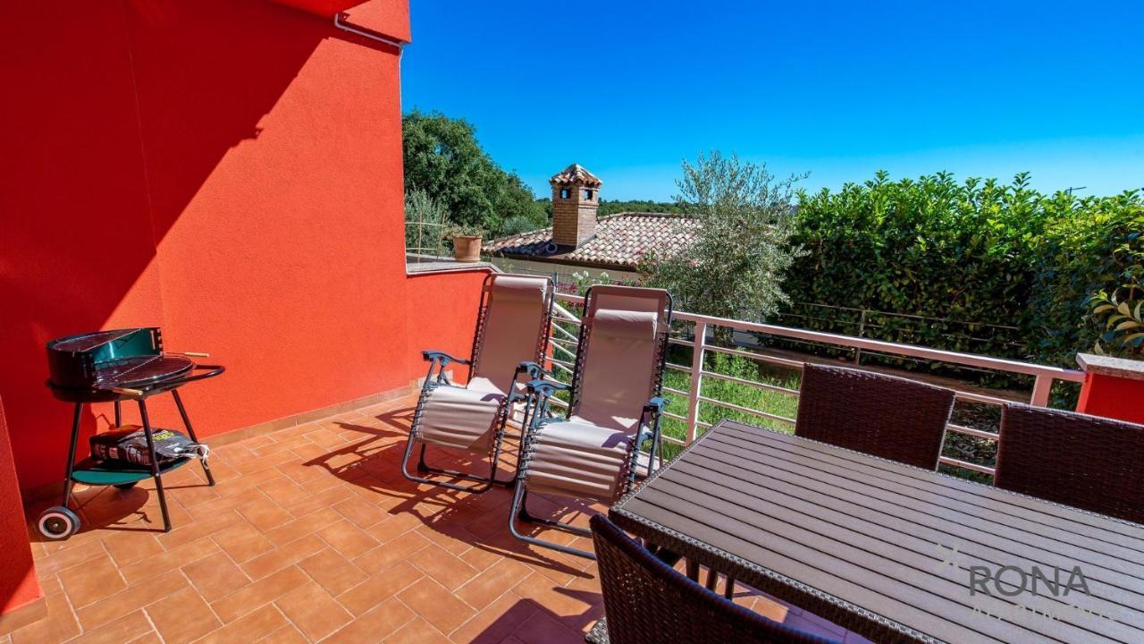 Rona Apartment Denis Umag Bagian luar foto
