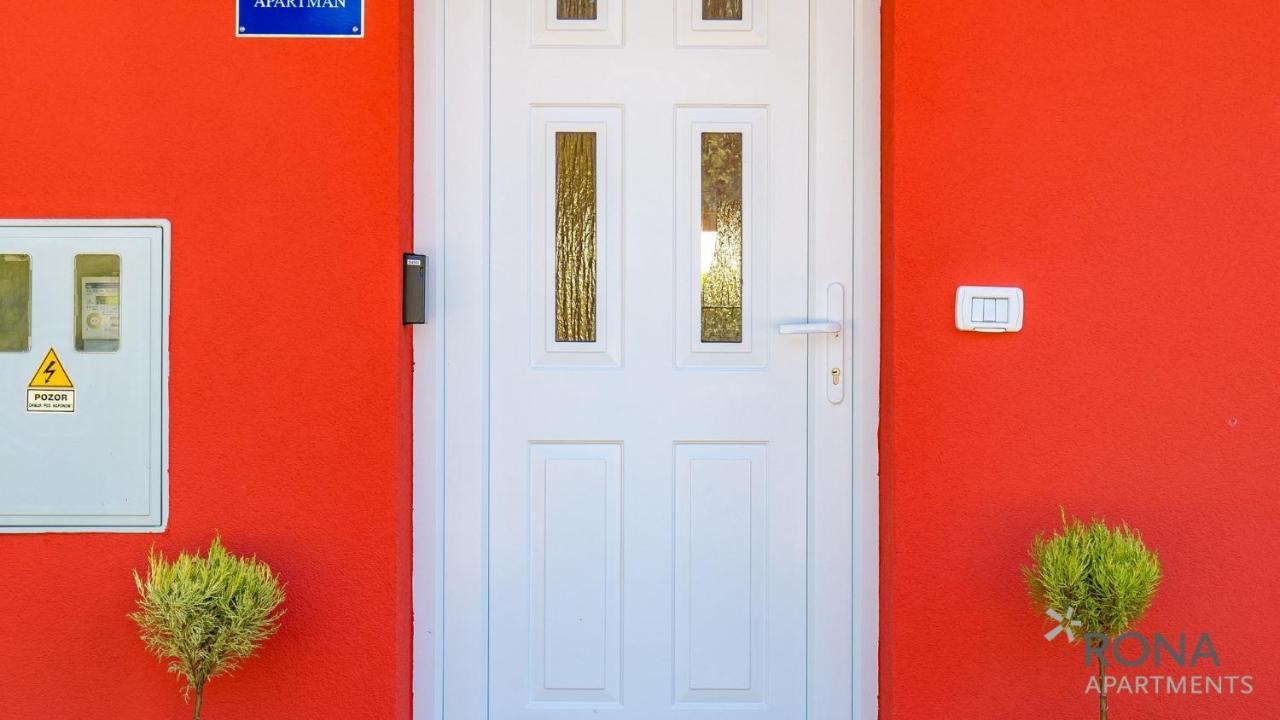 Rona Apartment Denis Umag Bagian luar foto