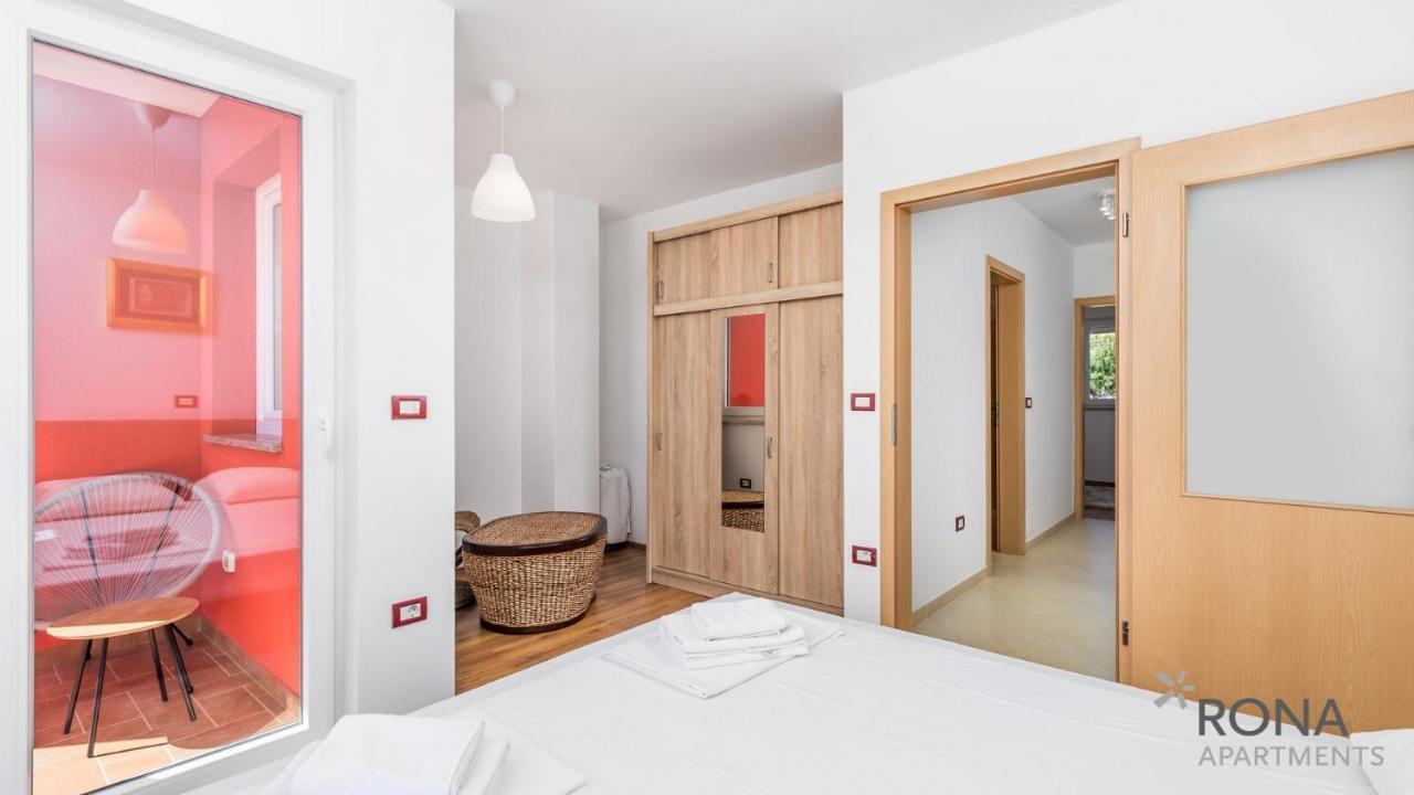 Rona Apartment Denis Umag Bagian luar foto