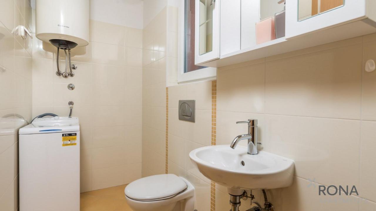 Rona Apartment Denis Umag Bagian luar foto